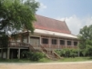 วัดบ้านกลาง